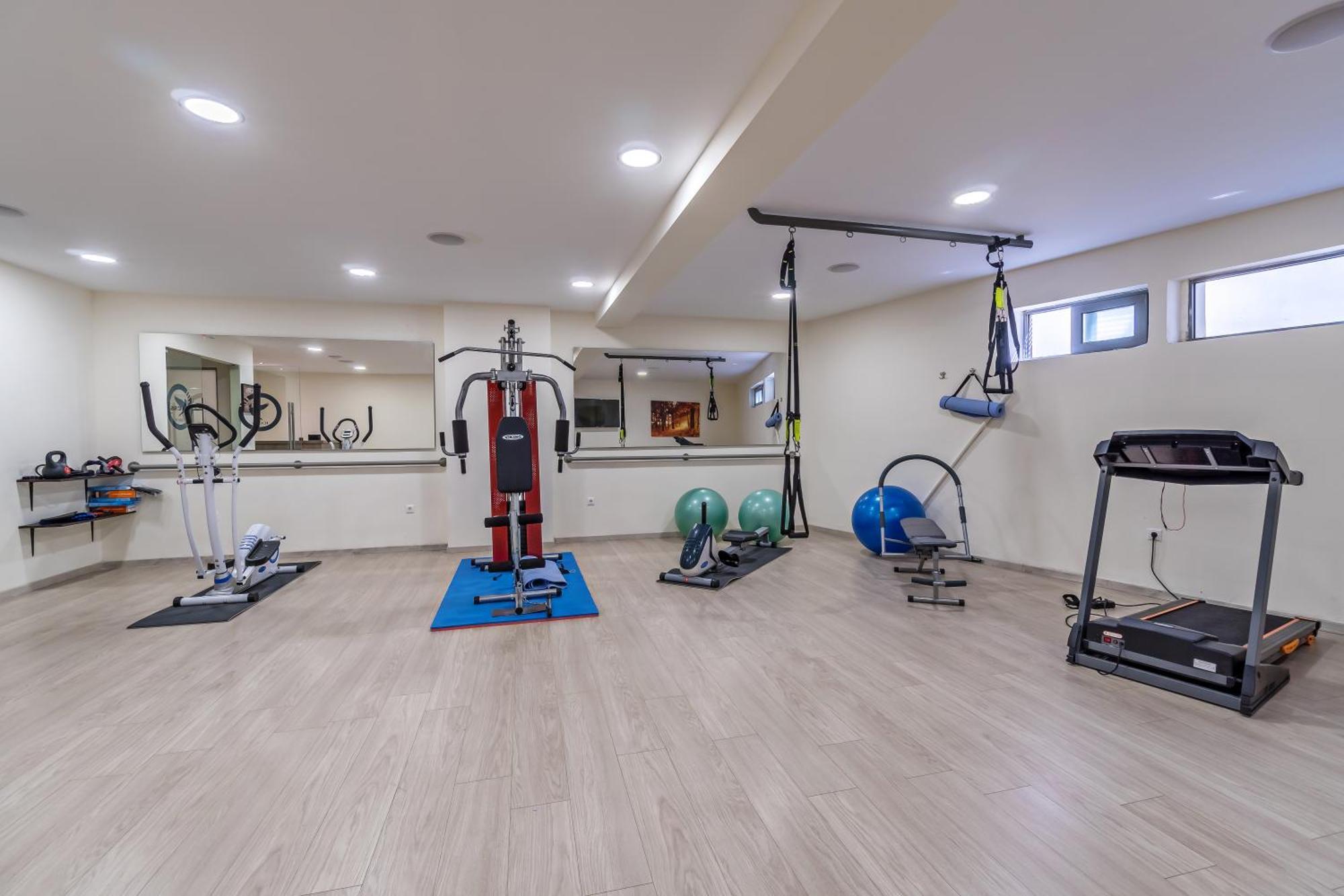 Lefkoniko Beach & Icarus Suite Apts Ретимно Экстерьер фото